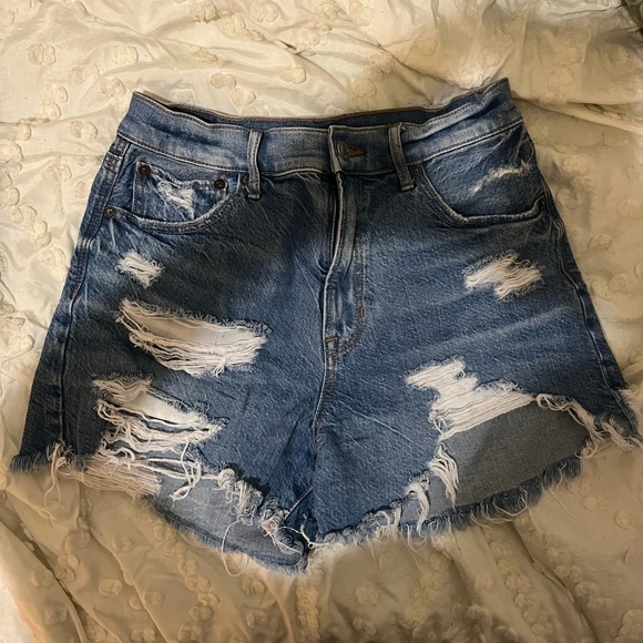 American Eagle Shorts - Picture 3 of 6